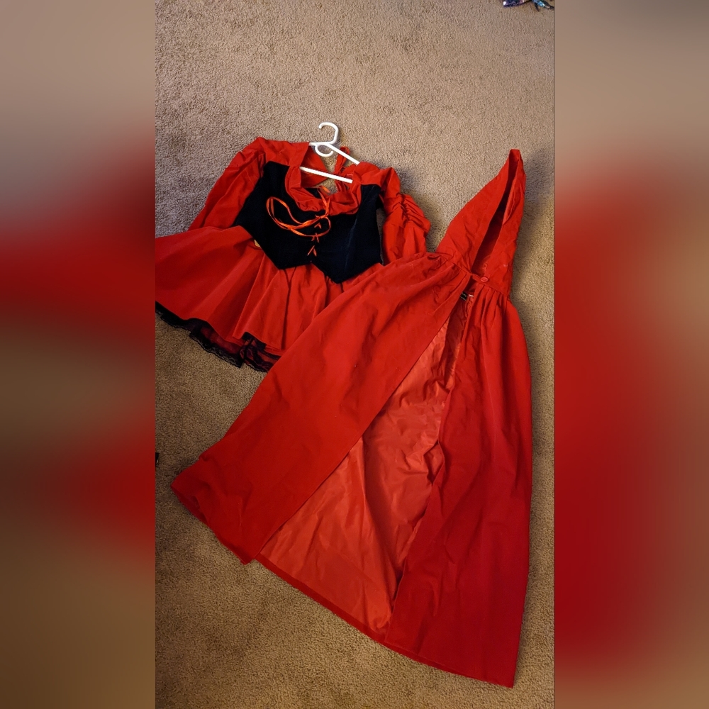Red Riding Hood Costume L, velvet